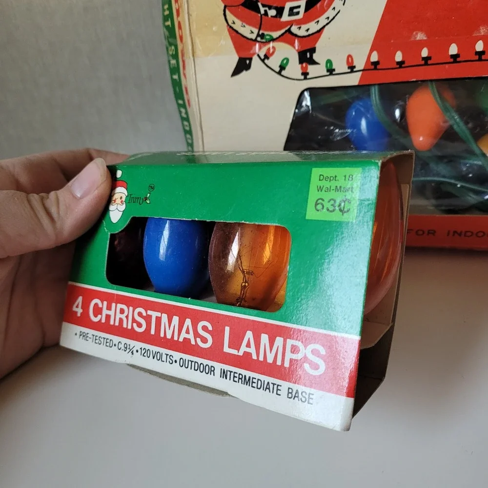 Renown Christmas Trim Tree Lights Set C9 1/4 Multi Color Vintage Holiday Decor
